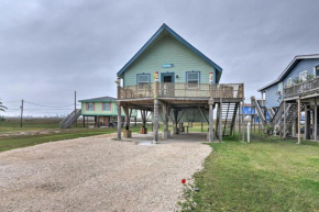 Freeport Cottage - 4 Blocks to Surfside Beach!